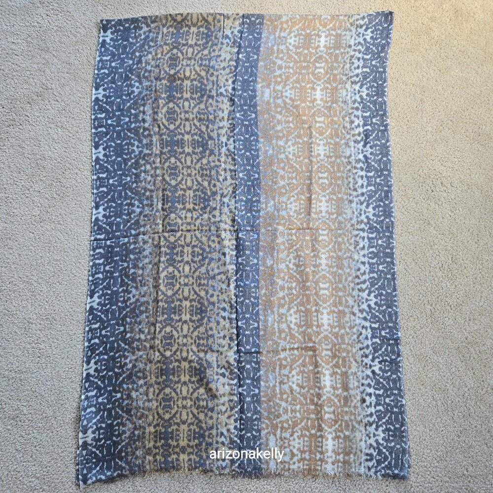 NWOT Kinross Cashmere/Silk Lightweight Scarf